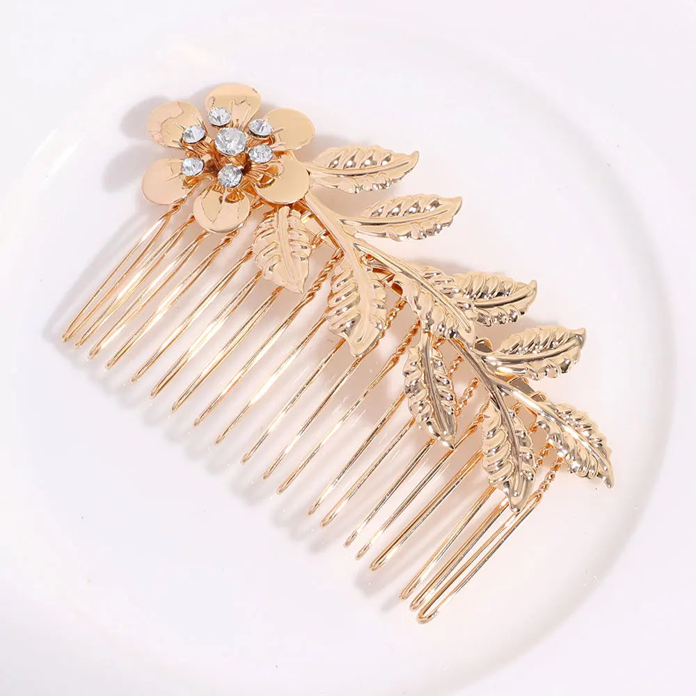 Wedding Hair Accessories Leaf Hair Clips for Women Fashion Crystal Bride Headdress Hairpin Crystal Hair Combs Girls Jewelry Gift